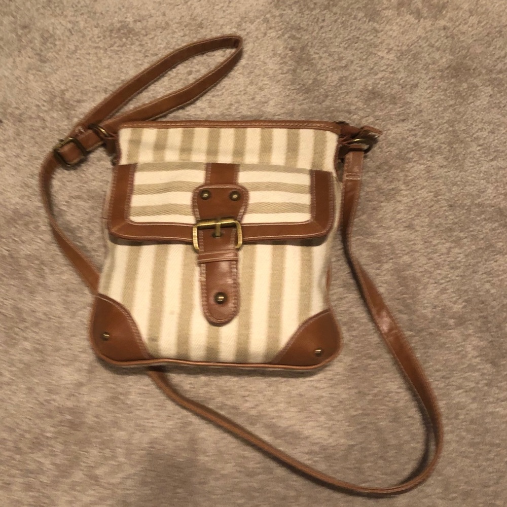Crossbody purse